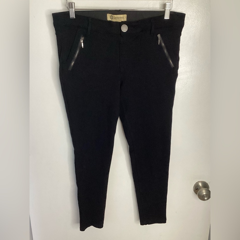 Democracy Black High-Rise Skinny Leggings with Back Pockets 12P
